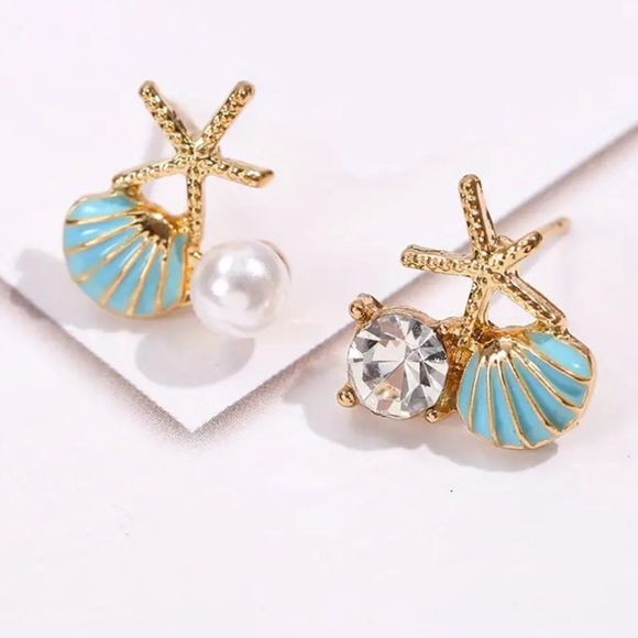 Romantic Shell Starfish Faux Pearl Stud Earrings. NWT - Picture 3 of 3